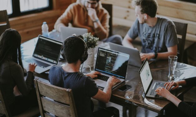 Tech companies have less than 7 days to find and hire tech staff